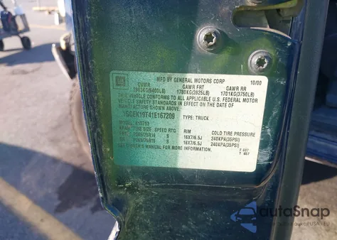 2001 Chevrolet Silverado 1500 Ls from USA, damaged, VIN 1GCEK19TE1E167209